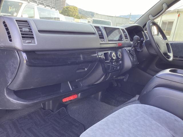 ハイエースバン ロングスーパーＧＬ　１型　社外アルミホイール　社外フロントスポイラー　新品タイミングベルト　イクリプスＳＤナビ　リアスライドガラス小窓　社外ハイマウント　ホワイトレタータイヤ　ウッドインテリアパネル　キーレス　ＥＴＣ（34枚目）