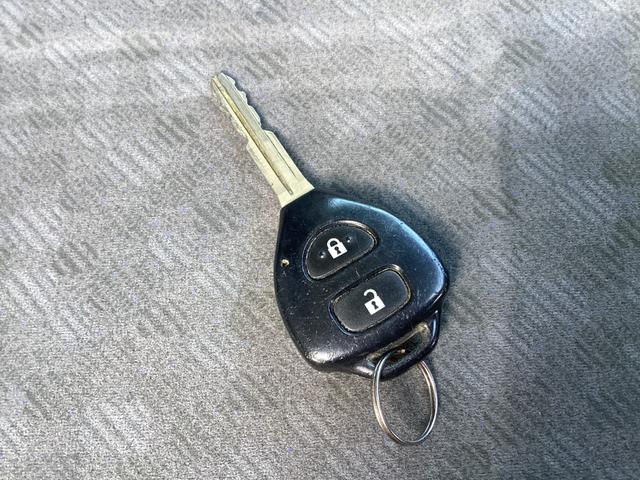 ハイエースバン ロングスーパーＧＬ　１型　社外アルミホイール　社外フロントスポイラー　新品タイミングベルト　イクリプスＳＤナビ　リアスライドガラス小窓　社外ハイマウント　ホワイトレタータイヤ　ウッドインテリアパネル　キーレス　ＥＴＣ（46枚目）