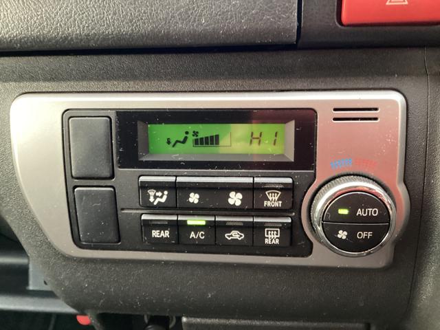 レジアスエースバン ロングワイドスーパーＧＬ　４型　両側パワースライドドア　ワンオーナー　純正ＬＥＤヘッドライト　プッシュスタート　純正アルミホイール　ビルトインＥＴＣ　タイミングベルト交換済み　バックカメラ　ダブルエアコン　メッキグリル（23枚目）