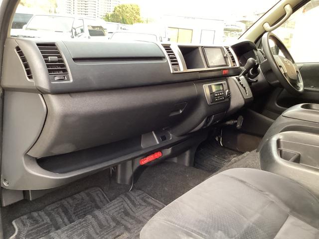 レジアスエースバン ロングワイドスーパーＧＬ　４型　両側パワースライドドア　ワンオーナー　純正ＬＥＤヘッドライト　プッシュスタート　純正アルミホイール　ビルトインＥＴＣ　タイミングベルト交換済み　バックカメラ　ダブルエアコン　メッキグリル（28枚目）