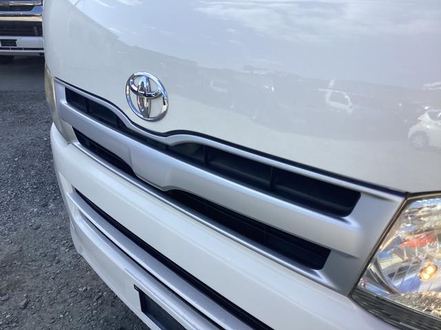 レジアスエースバン ロングＤＸ　３型後期　４ＷＤ　６人乗り　ワンオーナー　ＧＬパッケージ仕様　寒冷地仕様　５速ミッション　リアスライドガラス小窓　リアヒーター　メッキ電動格納ミラー　内張レザー変更　バックカメラ　キーレス　ＥＴＣ（12枚目）