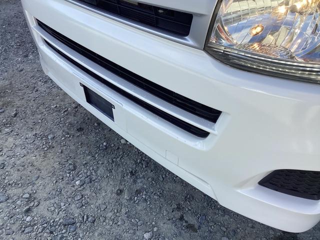 レジアスエースバン ロングＤＸ　３型後期　４ＷＤ　６人乗り　ワンオーナー　ＧＬパッケージ仕様　寒冷地仕様　５速ミッション　リアスライドガラス小窓　リアヒーター　メッキ電動格納ミラー　内張レザー変更　バックカメラ　キーレス　ＥＴＣ（13枚目）