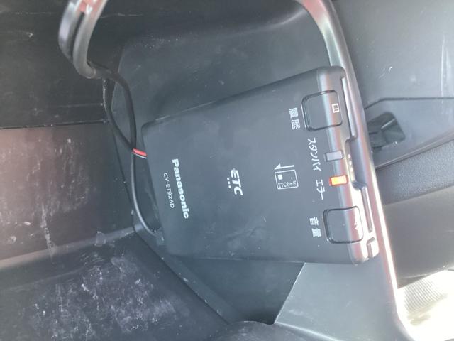 レジアスエースバン ロングＤＸ　３型後期　４ＷＤ　６人乗り　ワンオーナー　ＧＬパッケージ仕様　寒冷地仕様　５速ミッション　リアスライドガラス小窓　リアヒーター　メッキ電動格納ミラー　内張レザー変更　バックカメラ　キーレス　ＥＴＣ（22枚目）