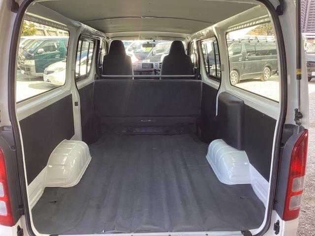 レジアスエースバン ロングＤＸ　３型後期　４ＷＤ　６人乗り　ワンオーナー　ＧＬパッケージ仕様　寒冷地仕様　５速ミッション　リアスライドガラス小窓　リアヒーター　メッキ電動格納ミラー　内張レザー変更　バックカメラ　キーレス　ＥＴＣ（36枚目）