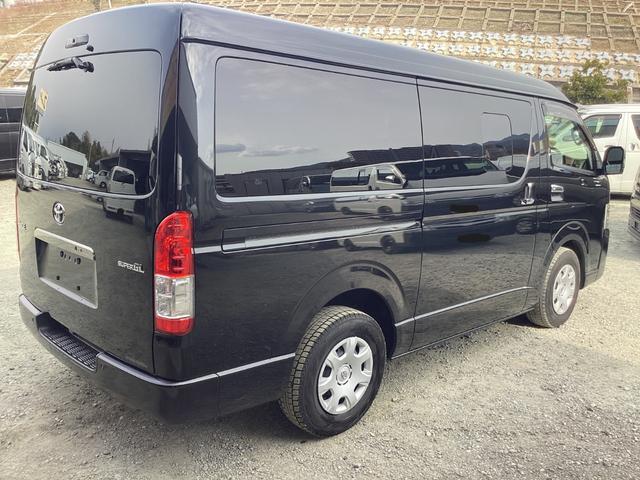 ハイエースバン スーパーＧＬ　ダークプライムＩＩ　６型後期　ワンオーナー　パノラミックビュー　クリアランスソナー　トヨタセーフティセンス　デジタルインナーミラー　ドライブレコーダー前後　リアスライドガラス小窓　ＬＥＤフォグランプ　ＥＴＣ２．０（5枚目）