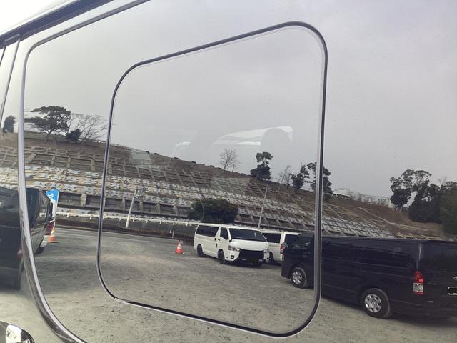 ハイエースバン スーパーＧＬ　ダークプライムＩＩ　６型後期　ワンオーナー　パノラミックビュー　クリアランスソナー　トヨタセーフティセンス　デジタルインナーミラー　ドライブレコーダー前後　リアスライドガラス小窓　ＬＥＤフォグランプ　ＥＴＣ２．０（11枚目）