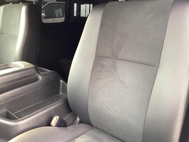 ハイエースバン スーパーＧＬ　ダークプライムＩＩ　６型後期　ワンオーナー　パノラミックビュー　クリアランスソナー　トヨタセーフティセンス　デジタルインナーミラー　ドライブレコーダー前後　リアスライドガラス小窓　ＬＥＤフォグランプ　ＥＴＣ２．０（44枚目）