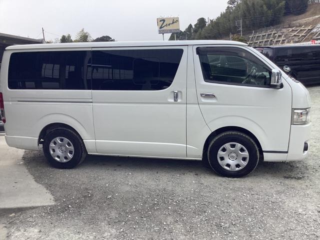 ハイエースバン スーパーGL ダークプライムII 6型 アルパインBIGXフローティングナビ ワンオーナー パノラミックビュー クリアランスソナー トヨタセーフティセンス ドライブレコーダー前後 リアスライドガラス小窓 デジタルインナーミラー(6枚目)