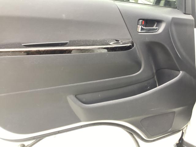 ハイエースバン スーパーGL ダークプライムII 6型 アルパインBIGXフローティングナビ ワンオーナー パノラミックビュー クリアランスソナー トヨタセーフティセンス ドライブレコーダー前後 リアスライドガラス小窓 デジタルインナーミラー(44枚目)