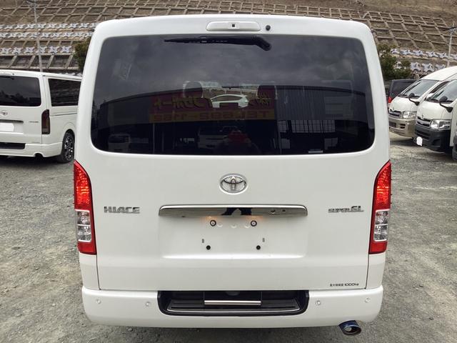 ハイエースバン スーパーＧＬ　ダークプライムＩＩ　６型後期　アルパインＢＩＧＸフローティングナビ　社外アルミホイール　ワンオーナー　クリアランスソナー　デジタルインナーミラー　トヨタセーフティセンス　ＬＥＤイエローフォグランプ　ＬＥＤカーゴランプ（4枚目）
