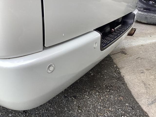 ハイエースバン スーパーＧＬ　ダークプライムＩＩ　７型　両側パワースライドドア　パノラミックビュー　ワンオーナー　インナーブラックＬＥＤヘッドライト　クリアランスソナー　ＴＳＳ　社外アルミホイール　デジタルインナーミラー　社外テールランプ（12枚目）