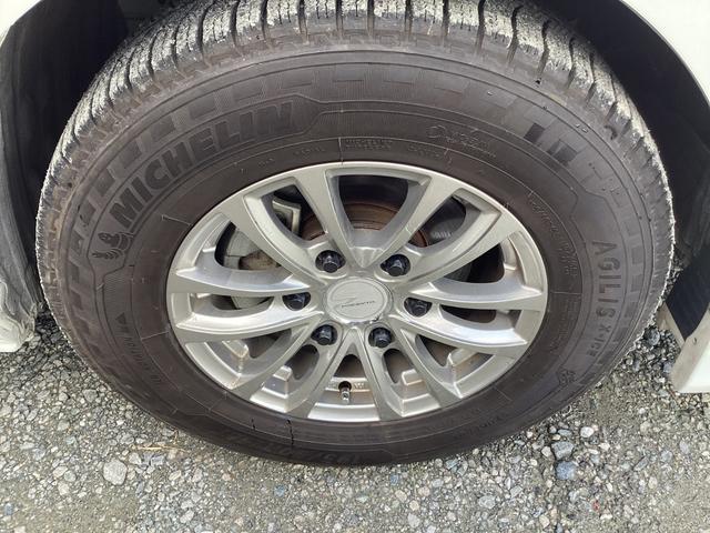 ハイエースバン スーパーＧＬ　ダークプライムＩＩ　７型　両側パワースライドドア　パノラミックビュー　ワンオーナー　インナーブラックＬＥＤヘッドライト　クリアランスソナー　ＴＳＳ　社外アルミホイール　デジタルインナーミラー　社外テールランプ（21枚目）