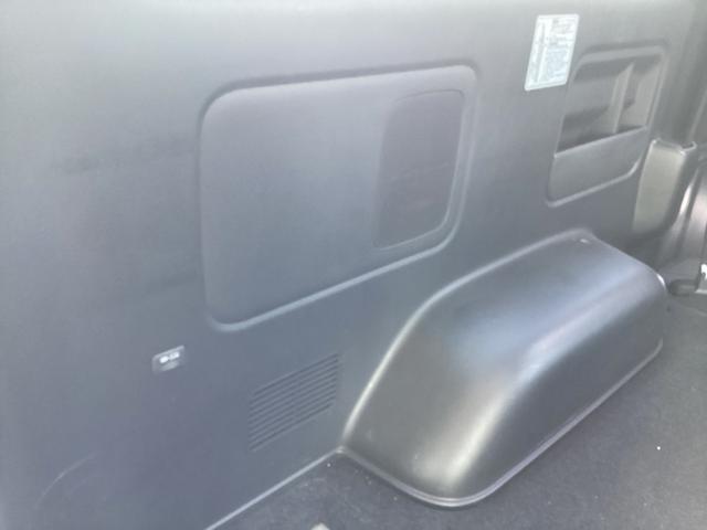 ハイエースバン スーパーＧＬ　ダークプライムＩＩ　７型　両側パワースライドドア　パノラミックビュー　ワンオーナー　インナーブラックＬＥＤヘッドライト　クリアランスソナー　ＴＳＳ　社外アルミホイール　デジタルインナーミラー　社外テールランプ（58枚目）