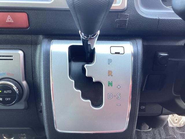 レジアスエースバン スーパーＧＬ　５型　両側パワースライドドア　社外テールランプ　モデリスタフロントスポイラー　純正ＬＥＤヘッドライト　プッシュスタート　トヨタセーフティセンス　純正アルミホイール　純正セキュリティ　ビルトインＥＴＣ（28枚目）