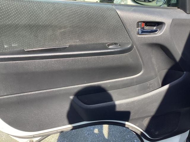 レジアスエースバン スーパーＧＬ　５型　両側パワースライドドア　社外テールランプ　モデリスタフロントスポイラー　純正ＬＥＤヘッドライト　プッシュスタート　トヨタセーフティセンス　純正アルミホイール　純正セキュリティ　ビルトインＥＴＣ（36枚目）