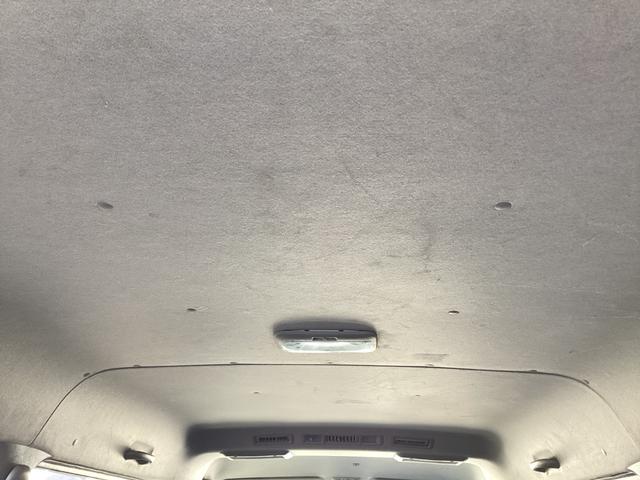 レジアスエースバン スーパーＧＬ　５型　両側パワースライドドア　社外テールランプ　モデリスタフロントスポイラー　純正ＬＥＤヘッドライト　プッシュスタート　トヨタセーフティセンス　純正アルミホイール　純正セキュリティ　ビルトインＥＴＣ（45枚目）