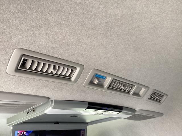 レジアスエースバン スーパーロングワイドDX GLパック 3型後期 ダブルエアコン リアスーパーGLシート ワンオーナー 床張り加工 ストラーダフローティングナビ ベッドキット フリップダウンモニター 純正HIDヘッドライト リアスライドガラス小窓 キーレス(37枚目)