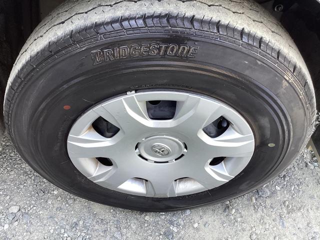 ハイエースバン ロングＤＸ　ＧＬパッケージ　６型後期　９人乗り　ダブルエアコン　パノラミックビュー　ワンオーナー　ドライブレコーダー前後　トヨタセーフティセンス　リアスライドガラス小窓　純正セキュリティ　ビルトインＥＴＣ　３列シート　キーレス（17枚目）