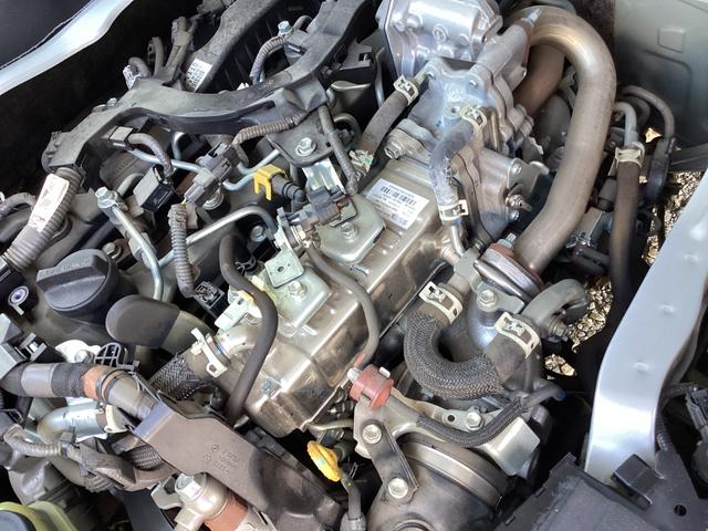 ハイエースバン ロングＤＸ　ＧＬパッケージ　６型後期　９人乗り　ダブルエアコン　パノラミックビュー　ワンオーナー　ドライブレコーダー前後　トヨタセーフティセンス　リアスライドガラス小窓　純正セキュリティ　ビルトインＥＴＣ　３列シート　キーレス（54枚目）