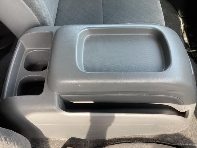 ハイエースバン ロングスーパーＧＬ　２型　社外アルミホイール　社外フロントスポイラー　ドライブレコーダー前後　ＬＥＤヘッドライト　ＬＥＤフォグランプ　助手席エアバック　１００Ｖ電源　ホワイトレタータイヤ　ＥＴＣ　キーレス（23枚目）