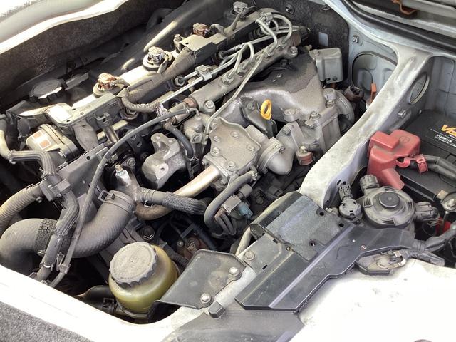 ハイエースバン ロングスーパーＧＬ　２型　社外アルミホイール　社外フロントスポイラー　ドライブレコーダー前後　ＬＥＤヘッドライト　ＬＥＤフォグランプ　助手席エアバック　１００Ｖ電源　ホワイトレタータイヤ　ＥＴＣ　キーレス（50枚目）