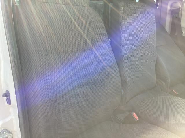 �V�[�g�J�o�[�A�A���~�z�C�[���A�L�[���X�A�k�d�c�A�g�h�c�A�i�r�A�o�b�N�J�����A��ȃ��j�^�[�A�t���G�A���A���[�_�E���ȂǓ����O�����i�̃J�X�^������܂��̂ŁA���C�y�ɂ����k����������