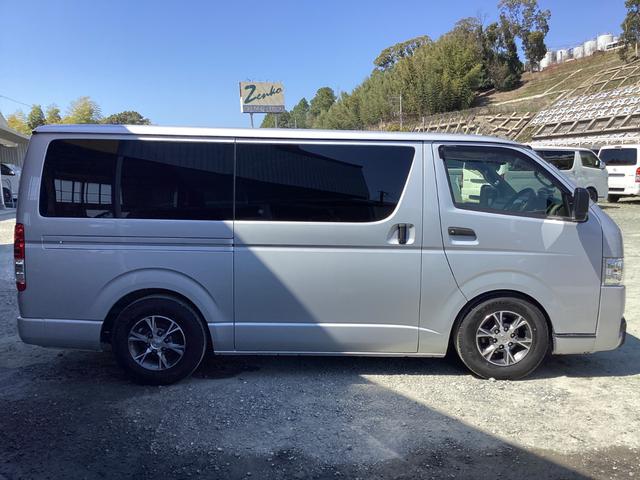 ���[�_�E���I