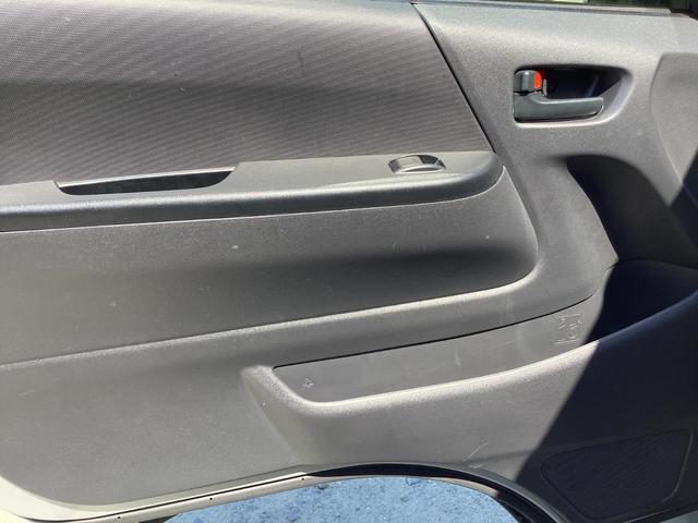 ���q������s�Ȃ��Ă���܂��B���p�Ԃ��畁�ʎԂǂ̂悤�Ȃ��Ԃł��������܂��I���薳���ł��̂ł��C�y�ɂ��\���t�����������܂���