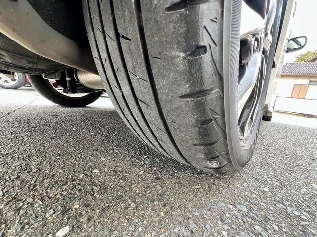 ステップワゴンスパーダ Ｚ　クールスピリット　全国１年保証付　両側電動スライドドア　ＥＴＣ　バックカメラ　メモリーナビ　フルセグＴＶ　純正アルミ　クルーズコントロール　ＨＩＤ　ＤＶＤ　ＣＤ　盗難防止システム　安全衝突ボディ（7枚目）