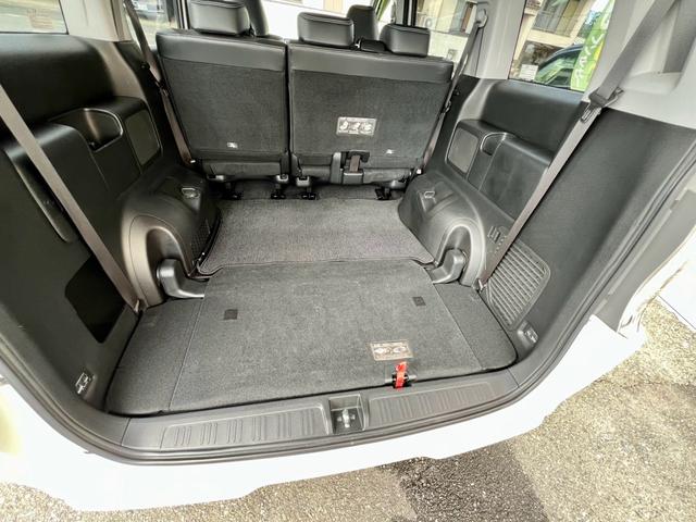 ステップワゴンスパーダ Ｚ　クールスピリット　全国１年保証付　両側電動スライドドア　ＥＴＣ　バックカメラ　メモリーナビ　フルセグＴＶ　純正アルミ　クルーズコントロール　ＨＩＤ　ＤＶＤ　ＣＤ　盗難防止システム　安全衝突ボディ（13枚目）