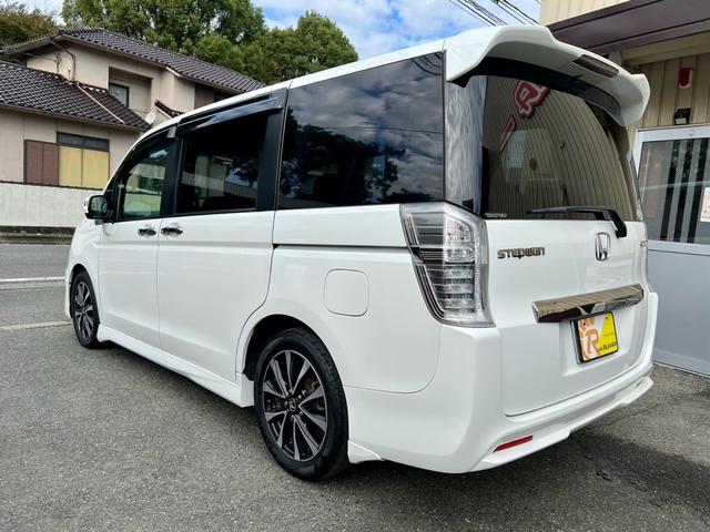 ステップワゴンスパーダ Ｚ　クールスピリット　全国１年保証付　両側電動スライドドア　ＥＴＣ　バックカメラ　メモリーナビ　フルセグＴＶ　純正アルミ　クルーズコントロール　ＨＩＤ　ＤＶＤ　ＣＤ　盗難防止システム　安全衝突ボディ（14枚目）