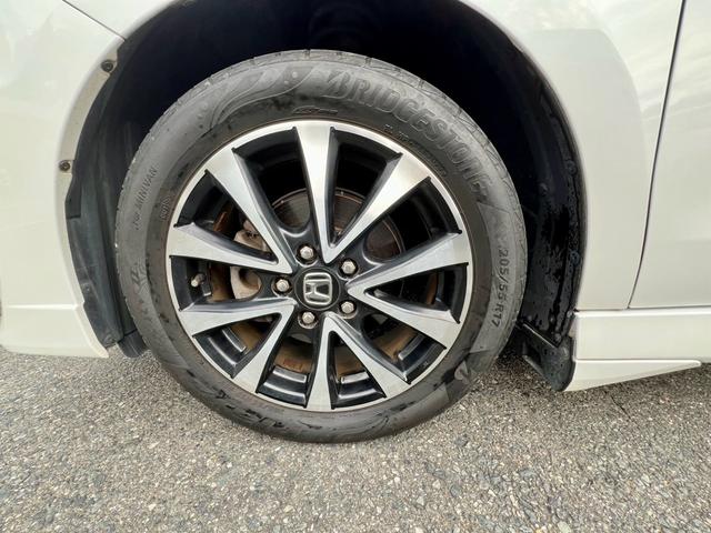 ステップワゴンスパーダ Ｚ　クールスピリット　全国１年保証付　両側電動スライドドア　ＥＴＣ　バックカメラ　メモリーナビ　フルセグＴＶ　純正アルミ　クルーズコントロール　ＨＩＤ　ＤＶＤ　ＣＤ　盗難防止システム　安全衝突ボディ（23枚目）