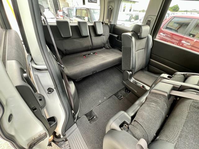 ステップワゴンスパーダ Ｚ　クールスピリット　全国１年保証付　両側電動スライドドア　ＥＴＣ　バックカメラ　メモリーナビ　フルセグＴＶ　純正アルミ　クルーズコントロール　ＨＩＤ　ＤＶＤ　ＣＤ　盗難防止システム　安全衝突ボディ（33枚目）