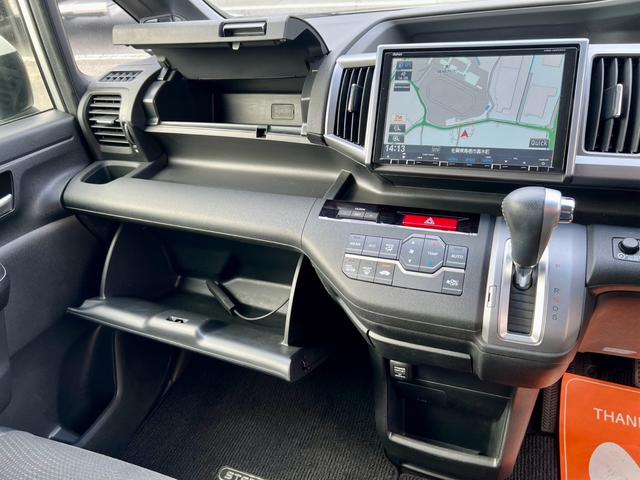 ステップワゴンスパーダ Ｚ　クールスピリット　全国１年保証付　両側電動スライドドア　ＥＴＣ　バックカメラ　メモリーナビ　フルセグＴＶ　純正アルミ　クルーズコントロール　ＨＩＤ　ＤＶＤ　ＣＤ　盗難防止システム　安全衝突ボディ（39枚目）