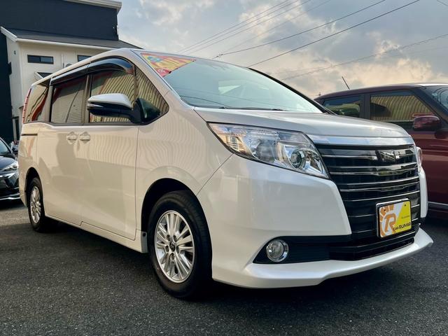 ノア Ｇ　全国１年保証付　両側電動スライドドア　メモリーナビ　フルセグＴＶ　バックカメラ　ＥＴＣ　ドライブレコーダー　Ｂｌｕｅｔｏｏｔｈオーディオ　衝突被害軽減システム　プッシュスタート　アイドリングストップ（3枚目）