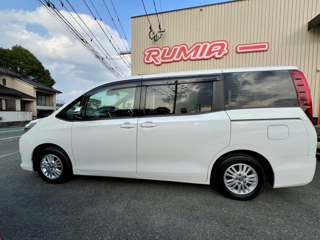 ノア Ｇ　全国１年保証付　両側電動スライドドア　メモリーナビ　フルセグＴＶ　バックカメラ　ＥＴＣ　ドライブレコーダー　Ｂｌｕｅｔｏｏｔｈオーディオ　衝突被害軽減システム　プッシュスタート　アイドリングストップ（18枚目）