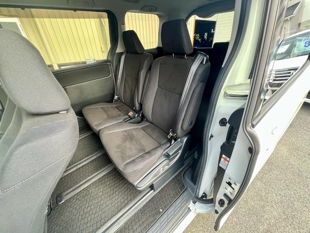 ノア Ｇ　全国１年保証付　両側電動スライドドア　メモリーナビ　フルセグＴＶ　バックカメラ　ＥＴＣ　ドライブレコーダー　Ｂｌｕｅｔｏｏｔｈオーディオ　衝突被害軽減システム　プッシュスタート　アイドリングストップ（24枚目）