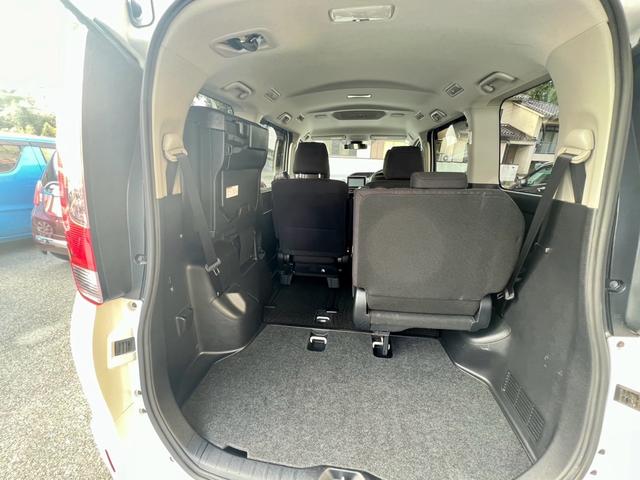 ノア Ｇ　全国１年保証付　両側電動スライドドア　メモリーナビ　フルセグＴＶ　バックカメラ　ＥＴＣ　ドライブレコーダー　Ｂｌｕｅｔｏｏｔｈオーディオ　衝突被害軽減システム　プッシュスタート　アイドリングストップ（27枚目）