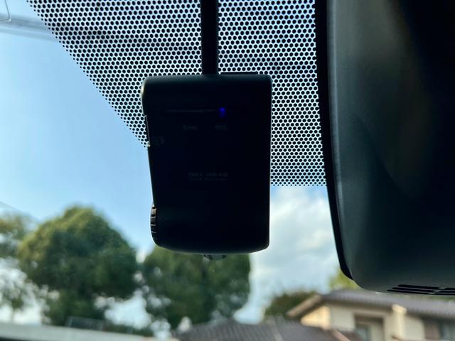 ノア Ｇ　全国１年保証付　両側電動スライドドア　メモリーナビ　フルセグＴＶ　バックカメラ　ＥＴＣ　ドライブレコーダー　Ｂｌｕｅｔｏｏｔｈオーディオ　衝突被害軽減システム　プッシュスタート　アイドリングストップ（40枚目）