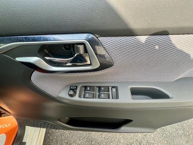 ムーヴ カスタム　Ｘ　ハイパーＳＡ　全国１年保証付　純正ナビ　ＥＴＣ　バックカメラ　フルセグＴＶ　アイドリングストップ　キーレス　スマートキー　純正アルミ　ＬＥＤヘッドランプ　盗難防止システム　安全衝突ボディ　衝突被害軽減システム（23枚目）