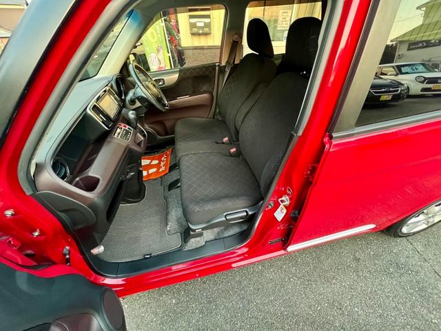 Ｎ－ＯＮＥ プレミアム　ＳＳパッケージ　全国１年保証付　純正ナビ　バックカメラ　純正アルミ　キーレスエントリー　スマートキー　アイドリングストップ　ＨＩＤ　安全衝突ボディ　盗難防止システム　衝突被害軽減システム　シートヒーター（17枚目）