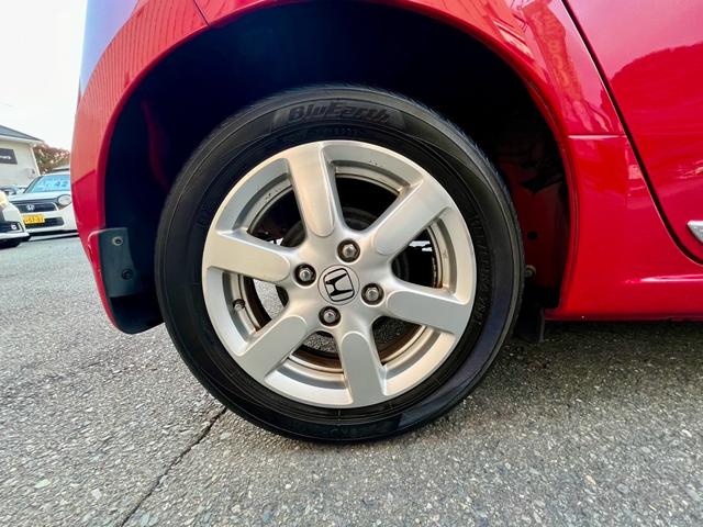 Ｎ－ＯＮＥ プレミアム　ＳＳパッケージ　全国１年保証付　純正ナビ　バックカメラ　純正アルミ　キーレスエントリー　スマートキー　アイドリングストップ　ＨＩＤ　安全衝突ボディ　盗難防止システム　衝突被害軽減システム　シートヒーター（39枚目）