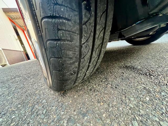 Ｎ－ＯＮＥ プレミアム　ＳＳパッケージ　全国１年保証付　純正ナビ　バックカメラ　純正アルミ　キーレスエントリー　スマートキー　アイドリングストップ　ＨＩＤ　安全衝突ボディ　盗難防止システム　衝突被害軽減システム　シートヒーター（40枚目）