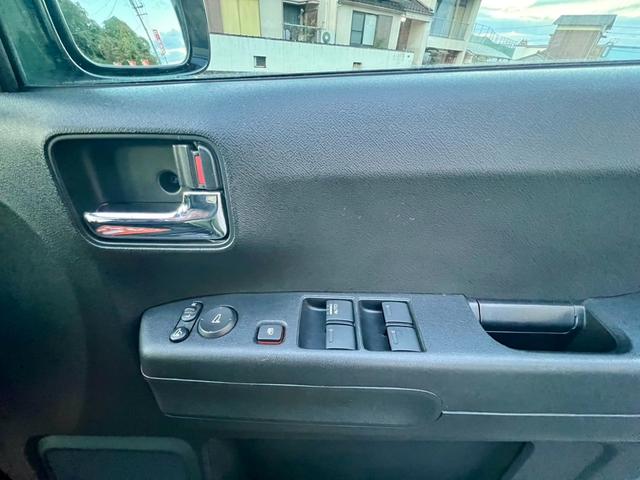 ライフ ディーバ 全国1年保証付 メモリーナビ バックカメラ 純正アルミ 盗難防止システム 安全衝突ボディ キーレスエントリー スマートキー HID(24枚目)