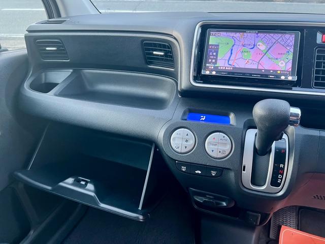 ライフ ディーバ 全国1年保証付 メモリーナビ バックカメラ 純正アルミ 盗難防止システム 安全衝突ボディ キーレスエントリー スマートキー HID(28枚目)