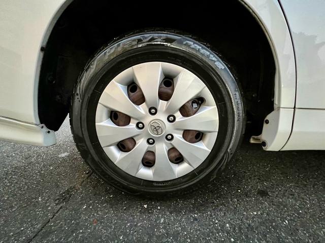 ノア Ｘ　Ｌセレクション　メモリーナビ　フルセグＴＶ　バックカメラ　ＥＴＣ　左側電動スライドドア　ダブルエアコン　ＨＩＤ　電動格納ミラー　安全衝突ボディ　キーレスエントリー　３列シート（44枚目）