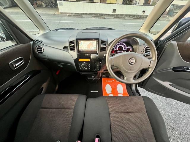 ルークス ハイウェイスター　ＥＴＣ　ドライブレコーダー　左側電動スライドドア　ＨＤＤナビ　フルセグＴＶ　バックカメラ　１４インチ純正アルミ　ＨＩＤ　キーレスエントリー　スマートキー　盗難防止システム　安全衝突ボディ（10枚目）