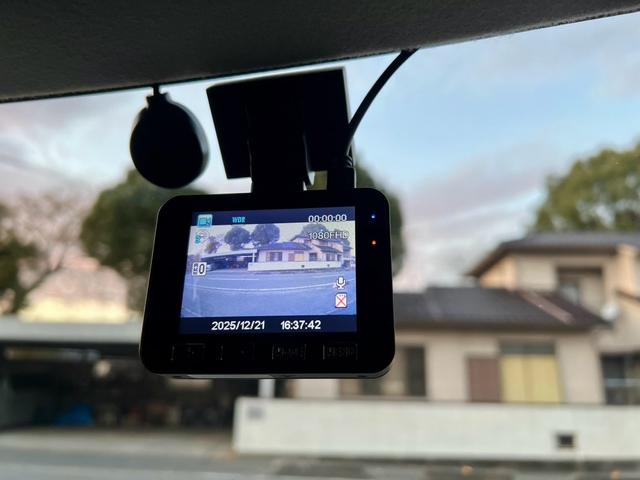 ルークス ハイウェイスター　ＥＴＣ　ドライブレコーダー　左側電動スライドドア　ＨＤＤナビ　フルセグＴＶ　バックカメラ　１４インチ純正アルミ　ＨＩＤ　キーレスエントリー　スマートキー　盗難防止システム　安全衝突ボディ（15枚目）