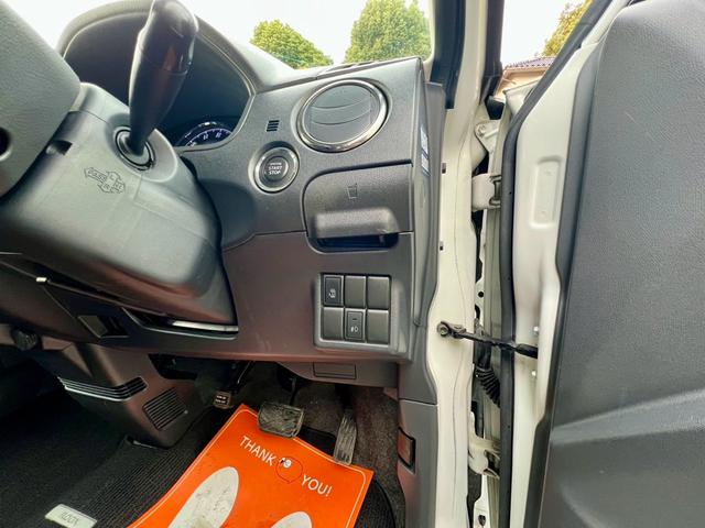 ルークス ハイウェイスター　全国１年保証付　左側電動スライドドア　１４インチ純正アルミ　キーレスエントリー　スマートキー　ＨＩＤ　ＣＤ（24枚目）