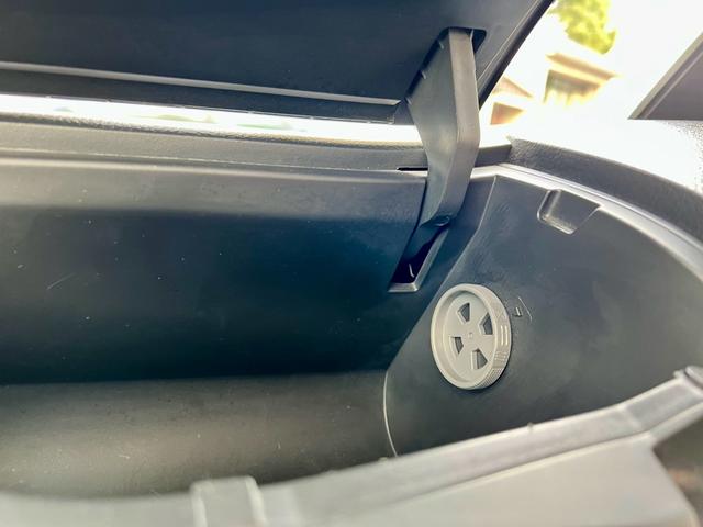 ルークス ハイウェイスター　全国１年保証付　左側電動スライドドア　１４インチ純正アルミ　キーレスエントリー　スマートキー　ＨＩＤ　ＣＤ（31枚目）